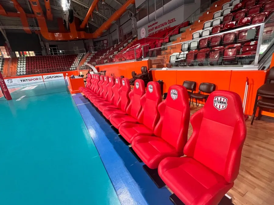 samsun-sunger-kapali-spor-salonu-yedek-oyuncu-koltugu